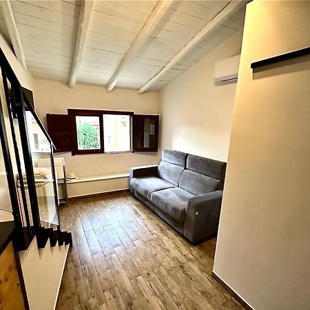 Ninetti Guest House - Apt Centro Storico CTA Eksteriør bilde