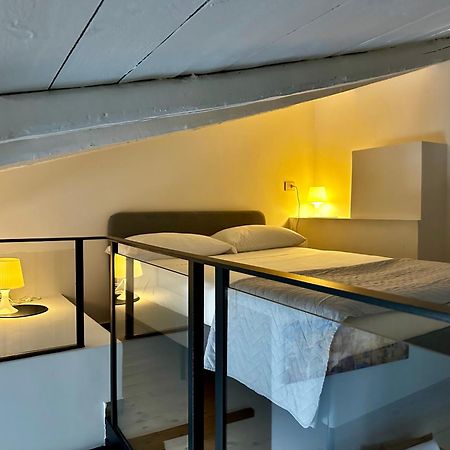 Ninetti Guest House - Apt Centro Storico CTA Eksteriør bilde