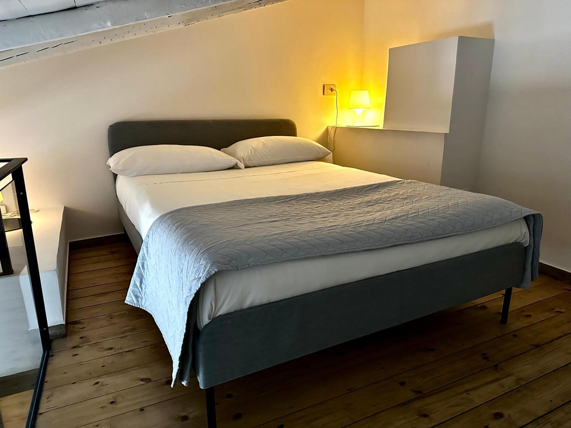 Ninetti Guest House - Apt Centro Storico CTA Eksteriør bilde